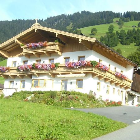 Вилла Bauernhof Hundbichl Бриксен-им-Тале Экстерьер фото